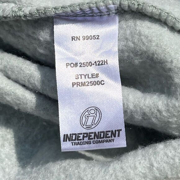 NWT Giltee Wisconsin hooded sweatshirt.Size XL - Picture 4 of 7